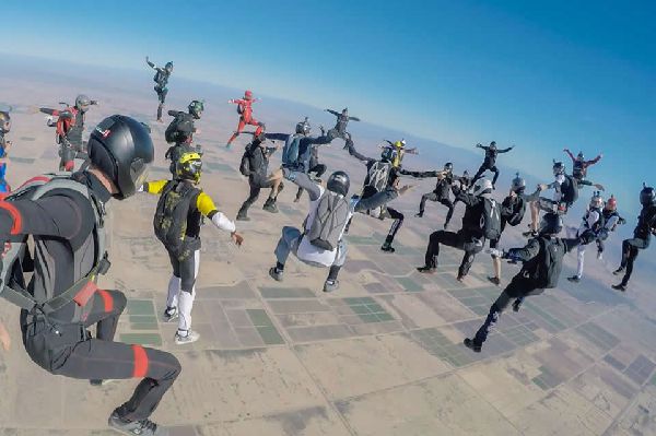 RECORD ITALIANO DI FREE FLY HEAD UP ASD ZONE VERCELLI RECORD ITALIANO DI FREE FLY HEAD UP ASD ZONE VERCELLI