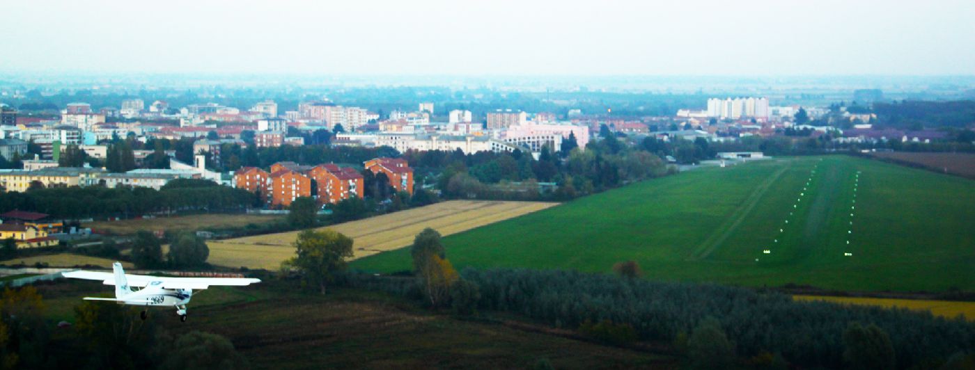 ASD VZONE SKYDIVE VERCELLI ASD VZONE SKYDIVE VERCELLI